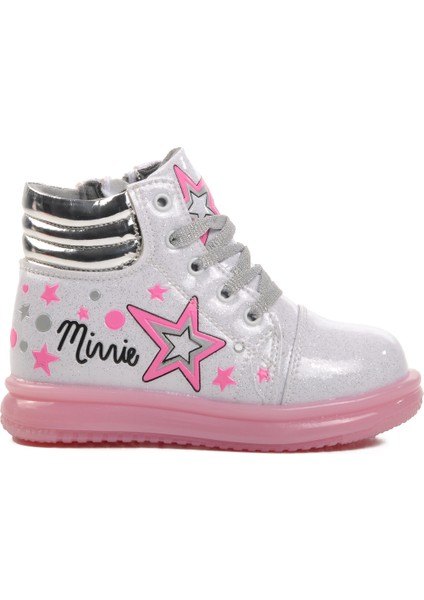 Beyaz Pembe Çocuk Bot