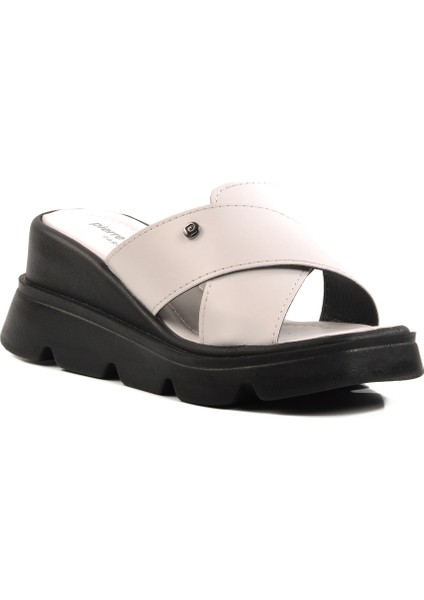 Beyaz Yüksek Taban Kadın Dolgu Topuk Terlik modelleri