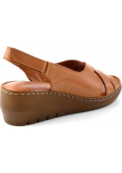 Taba Leather Kadın Sandalet K05296100403