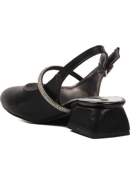 Siyah Taş Işlemeli Kız Çocuk Sandalet fırsatları