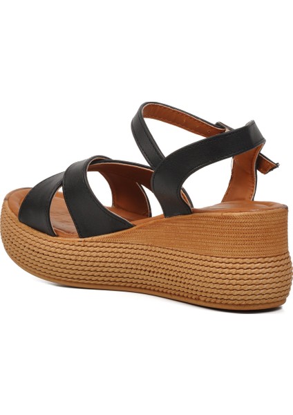 Siyah Kadın Düz Sandalet fırsatları