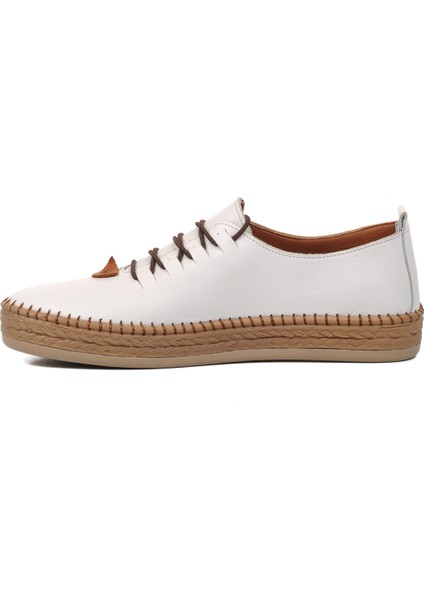 Beyaz Kadın Düz Rahat Günlük Ayakkabı fiyatları