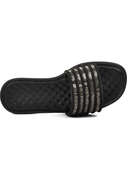 Siyah Kadın Terlik fırsatları