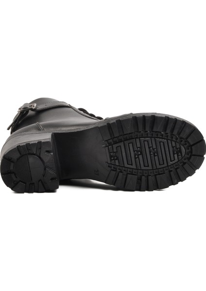 Siyah Poliüretan Kadın Topuklu Bot indirimleri