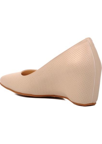 Bej Kadın Günlük Ayakkabı fırsatları