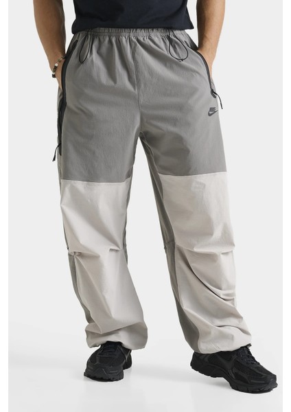 Tech Woven Oversized Pants Flat Pewter Paraşüt Kumaş Erkek Oversize Bol Kesim Eşofman Altı Gri
