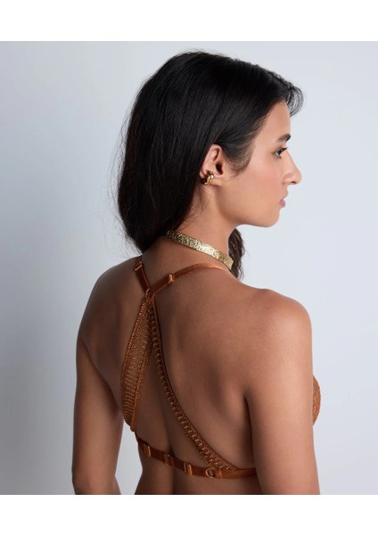 Stardust Dream Üçgen Bralette Fransız Dantel Işlemeli, Desteksiz, Dekolteli ve Şık Tasarım