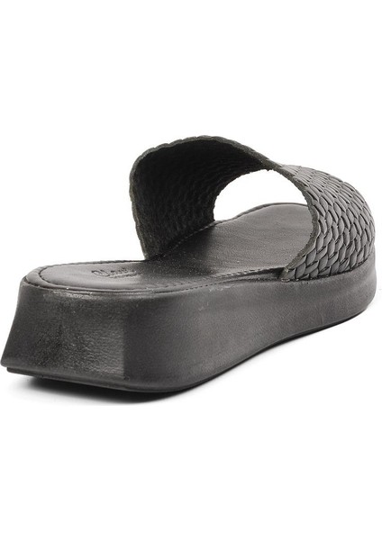 Siyah Kadın Terlik fırsatları