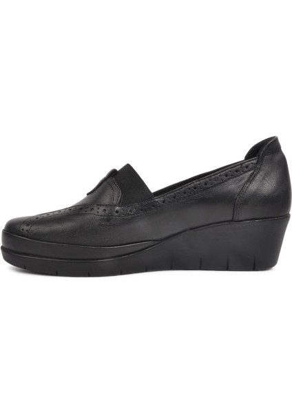 Siyah Kadın Günlük Ayakkabı fırsatları