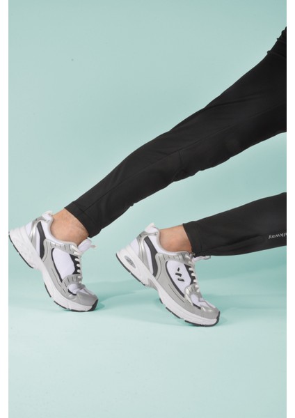 Beyaz Siyah Unisex Spor Ayakkabı modelleri