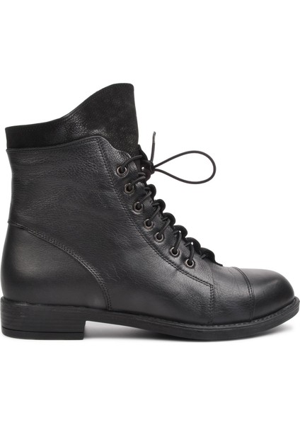 Siyah Deri Kadın Bot