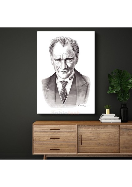 Karakalem Gülümseyen Atatürk - İmzalı Portre Kanvas Tablo