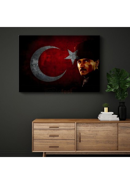 Kalpaklı Atatürk - Kırmızı Siyah Bayrak Fonlu Kanvas Tablo