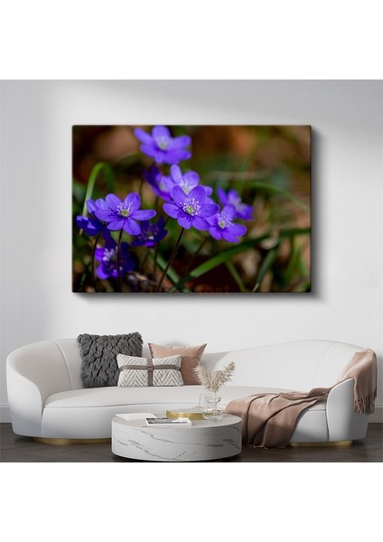 Mavi Orman Çiçekleri - Yeşil Yapraklı Bahar Kanvas Tablo