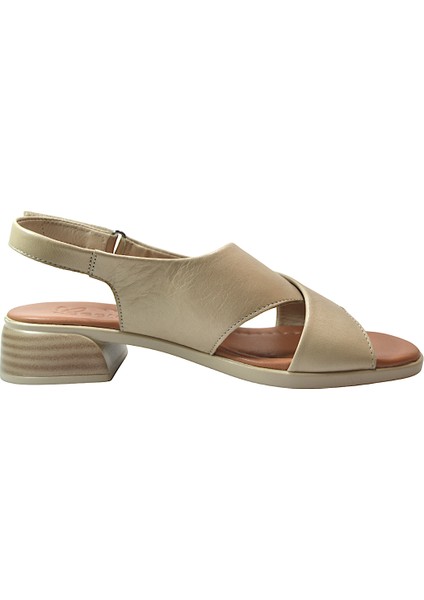 10215 Deri Bej & Siyah Anatomik Kısa Topuklu Kadın Sandalet modelleri