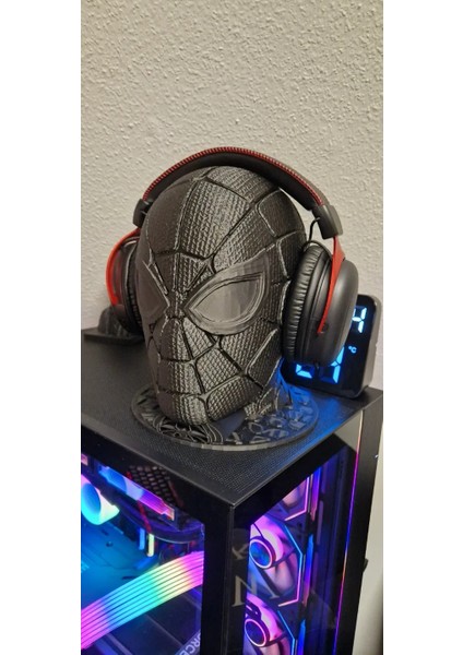 Örümcek Adam Kulaklık Stand modelleri