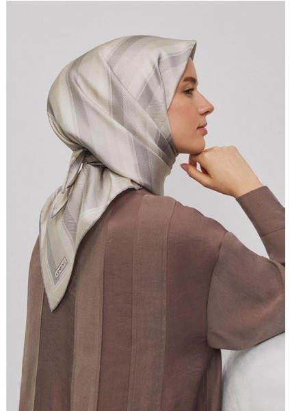 2025 Desenli Saf Ipek Twill Eşarp 9327-80