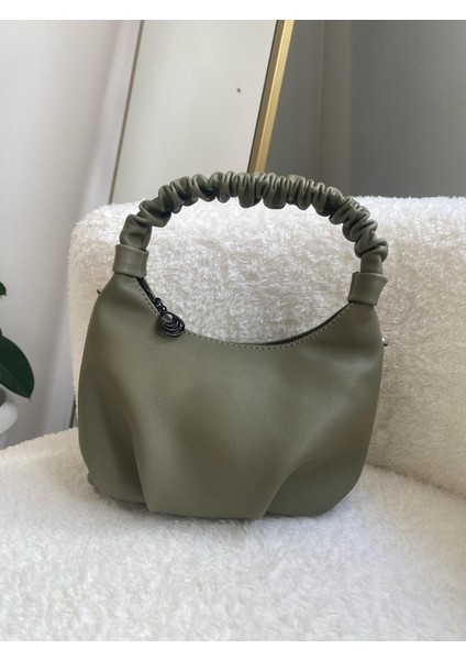 Kadın Büzgü Kol Detaylı El Ve Omuz Çantası fiyatları