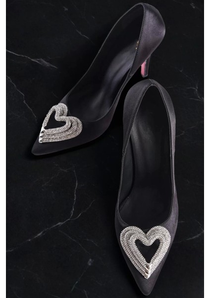 Kadın Elegant Ayakkabı Kalp Tokalı Stiletto Topuklu Ayakkabı Özel Tasarım Abiye Ayakkabı fiyatları