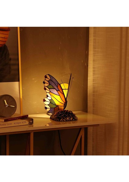 Kelebek Tffany Tarzı Vitray Masa Lambası fiyatları