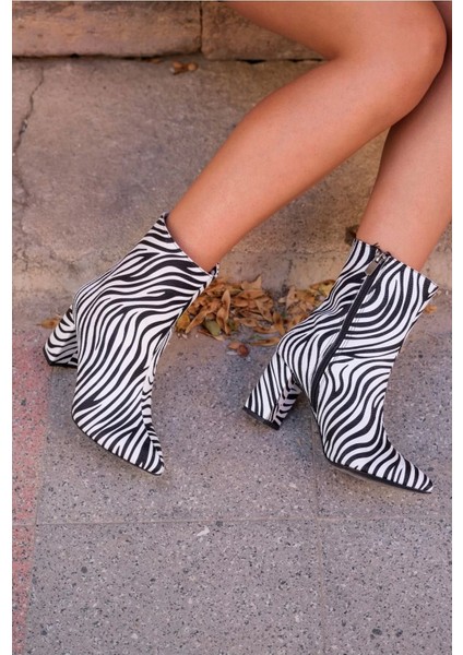 Kadın Kalın Kısa Topuklu Sivri Burun Şık Fermuarlı Günlük ve Özel Günler Için modelleri