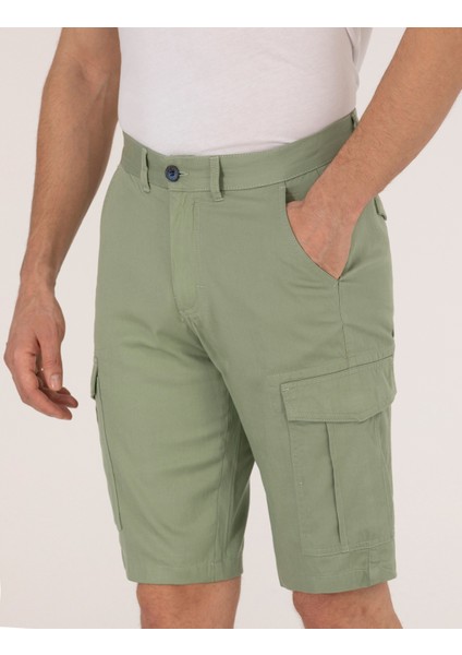 Erkek Haki Comfort Fit Kargo Cepli Bermuda Şort 50264881-VR027