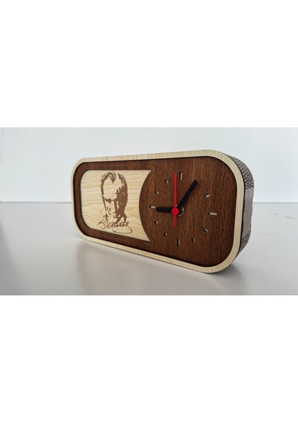 Atatürk Motifli Imzalı Ahşap Dekoratif El Yapımı Hediyelik Masa Saati-1 modelleri