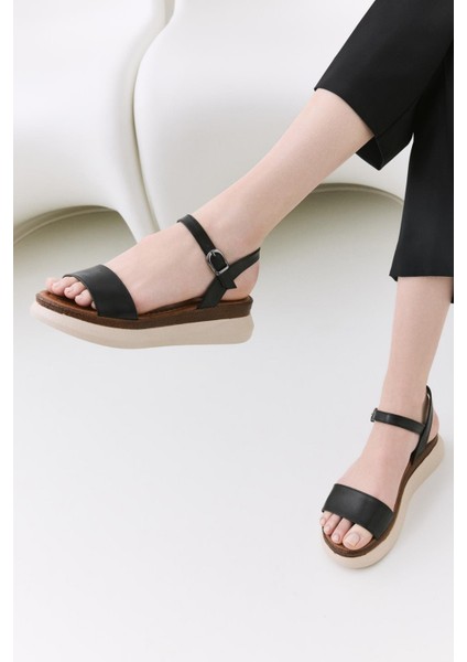 Kadın Siyah Comfort Düz Sandalet