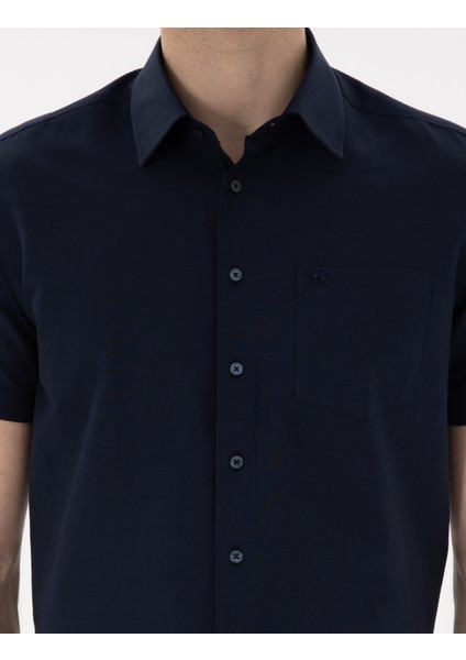 Erkek Lacivert Basic Regular Fit Kısa Kollu Cepli Gömlek 50307003-VR033