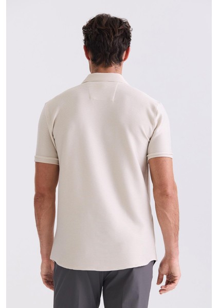 Bej Slim Fit Gömlek Yaka Düğme Detaylı T-Shirt fırsatları