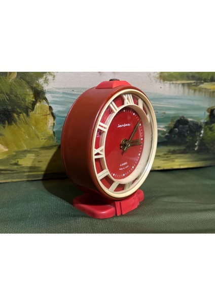 Eski Rus Malı Kurmalı Masa Saati - 11 cm Çapında 13 cm Boyunda