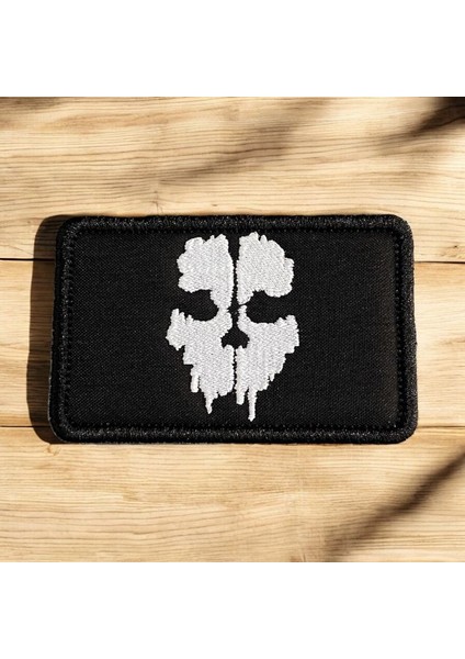 Call Of Duty Skull Airsoft Ghost Nakış Peç Arma - 8x5 cm