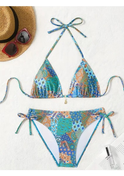 Bikini Takımı Askılı Üst ve Bağcıklı Yan Esnek & Rahat Bikini Takımı