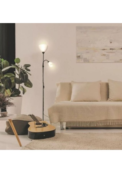 74045 Iç Mekan " Montanını-E " Siyah Renk Çelik, Plastik Köşe Lambası IP20 E27E14 Max: 1 x 40W1