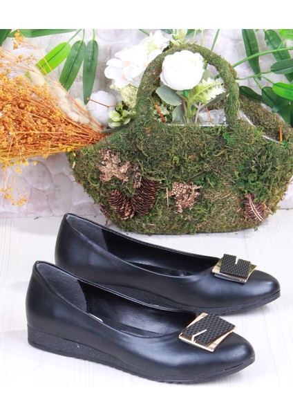 6075 Zeyn Cilt Tokalı Detaylı Yumuşak Rahat Kadın Babet modelleri