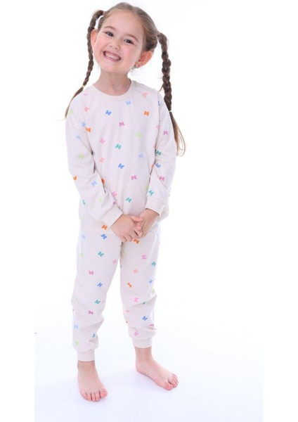 Kız Çocuk Minik Kelebek Desenli Uzun Kollu Pijama Takımı