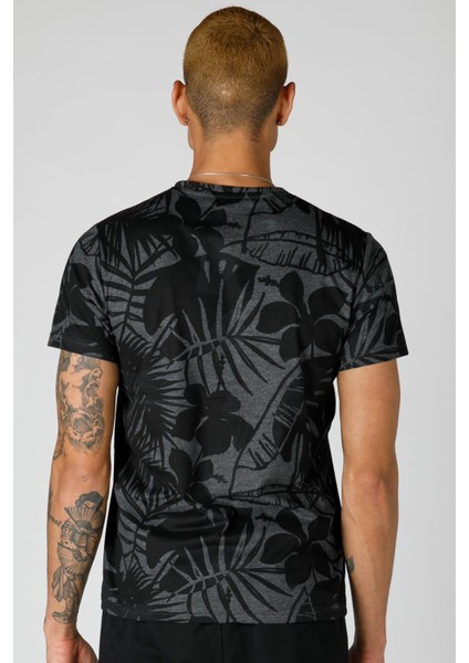 Regular Erkek Bisiklet Yaka Kısa Kol Siyah T-shirt 19800 fiyatları