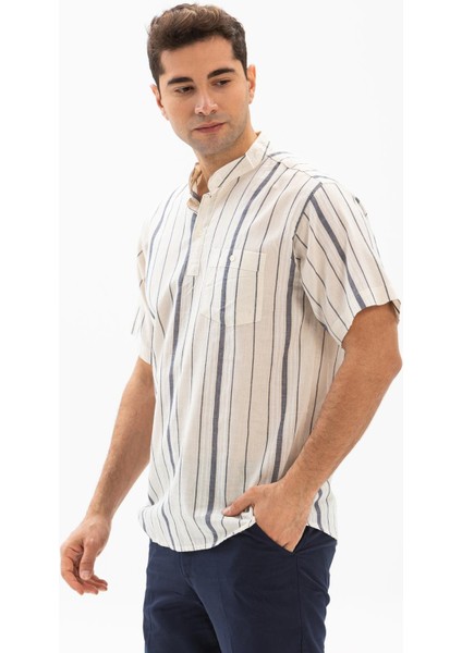 Kısa Kol Şile Bezi Tek Cepli Hakim Yaka Erkek Tshirt Ekru Gri Çizgili