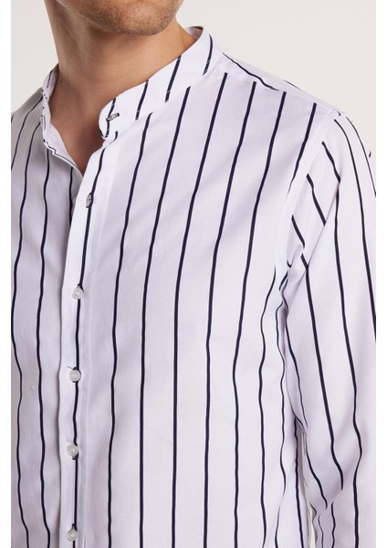 Slim Fit Dar Kesim Çizgili Hakim Yaka Poplin Oxford Gömlek fırsatları