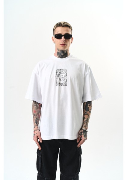Erkek Indefinite Baskılı Oversize T-Shirt Beyaz fiyatları