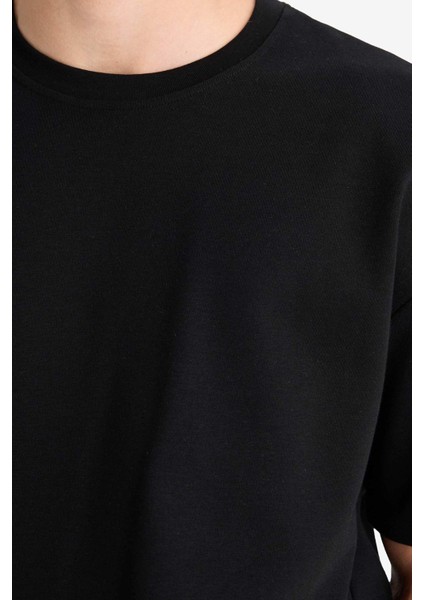 Oversize Geniş Kalıp Bisiklet Yaka Basic Düz Kısa Kollu Siyah Tişört E9798AX25SP indirimleri