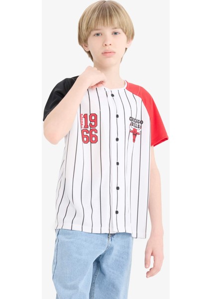 Erkek Çocuk NBA Chicago Bulls V Yaka Sırt Baskılı Kısa Kollu Tişört E4834A825SM fırsatları