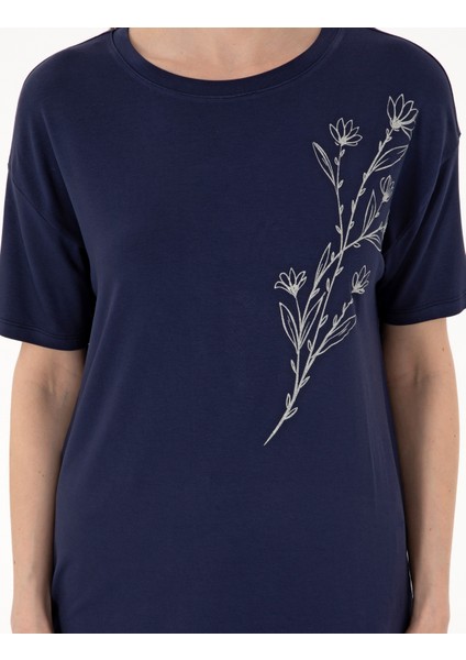 Kadın Lacivert Comfort Fit Tişört 50307296-VR033