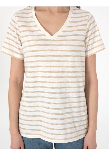 Kadın Krem Regular Fit Tişört 50301426-VR071