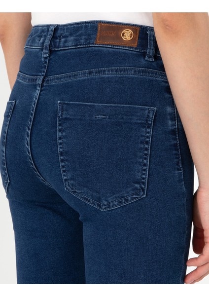 Kadın Lacivert Jean Pantolon 50301258-VR033