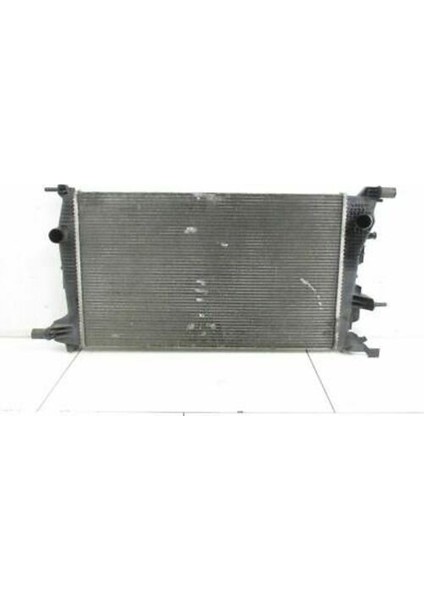 My 8200468913 Radyatör