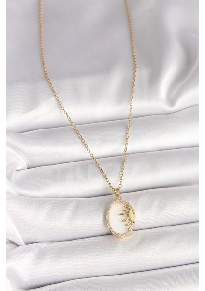 Gold Renk Zincir Beyaz Mineli Gün Batımı Model Zirkon Taş Detay Kadın Kolye - EBJ250501W32780 fiyatları