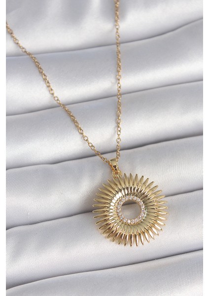 Gold Renk Zincir Zirkon Taşlı Nova Yıldız Model Kadın Kolye - EBJ250501W33585