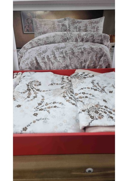 Brillant Çift Kişilik Nevresim Takımı - Şık Desenli, Pamuk, 4 Parça