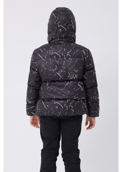 Spor Erkek Çocuk Çıkabilir Kapüşonlu Su ve Rüzgar Geçirmez Cepli Mont & Kaban & Parka indirimleri